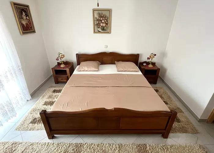 Apartment Martino Residences Vir